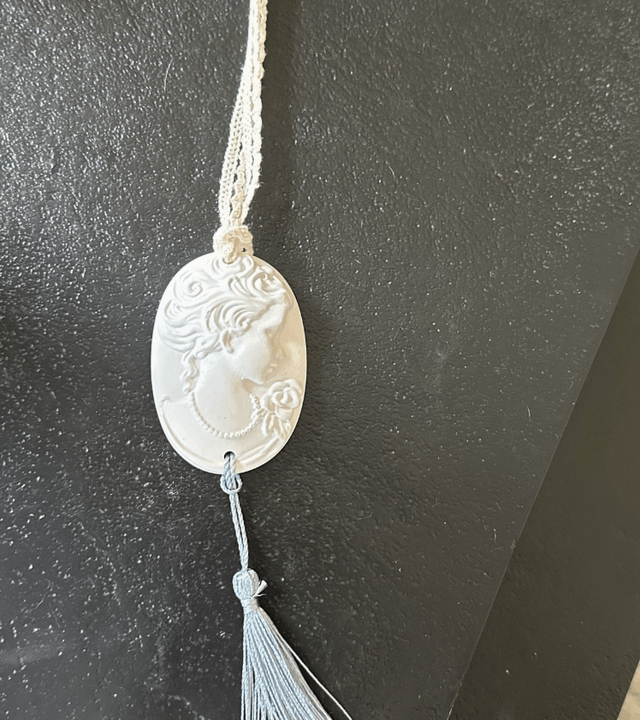 Suspension camée très romantique shabby chic